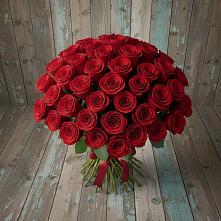Букет 55 Красных роз Фридом #REPLACE_PRED# Гурзуфе Республика Крым