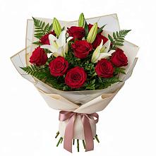 Букет цветов из:  Лилии и Розы в Гурзуфе Республика Крым