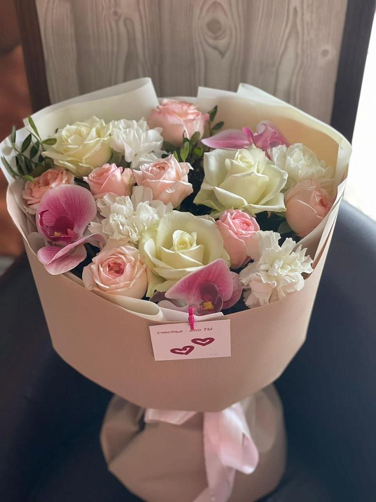 Букет цветов из: Орхидеи, Розы и Гвоздики в Гурзуфе Республика Крым