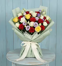 Букет цветов из:  Розы в Гурзуфе Республика Крым