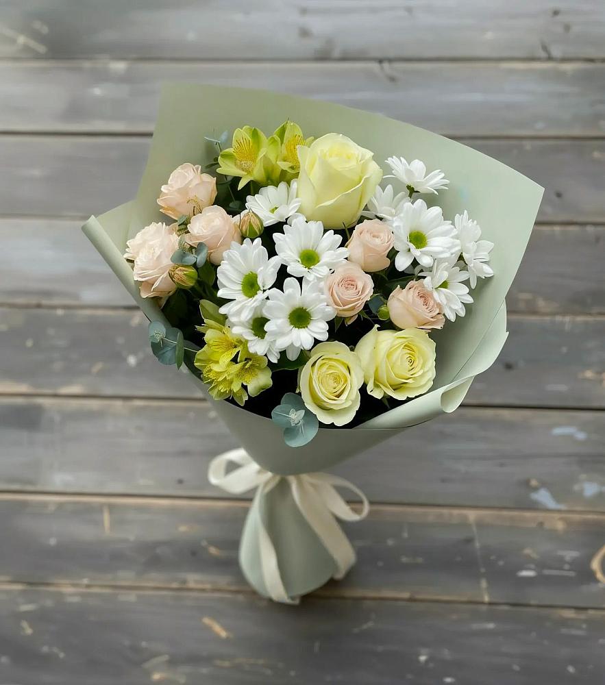 Букет цветов из: Альстромерии, Розы и Хризантемы в Гурзуфе Республика Крым