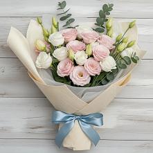 Букет цветов из:  Лизиантусы в Гурзуфе Республика Крым