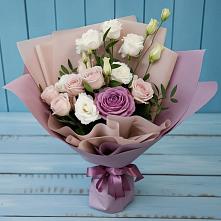 Букет цветов из:  Розы и Лизиантусы в Гурзуфе Республика Крым
