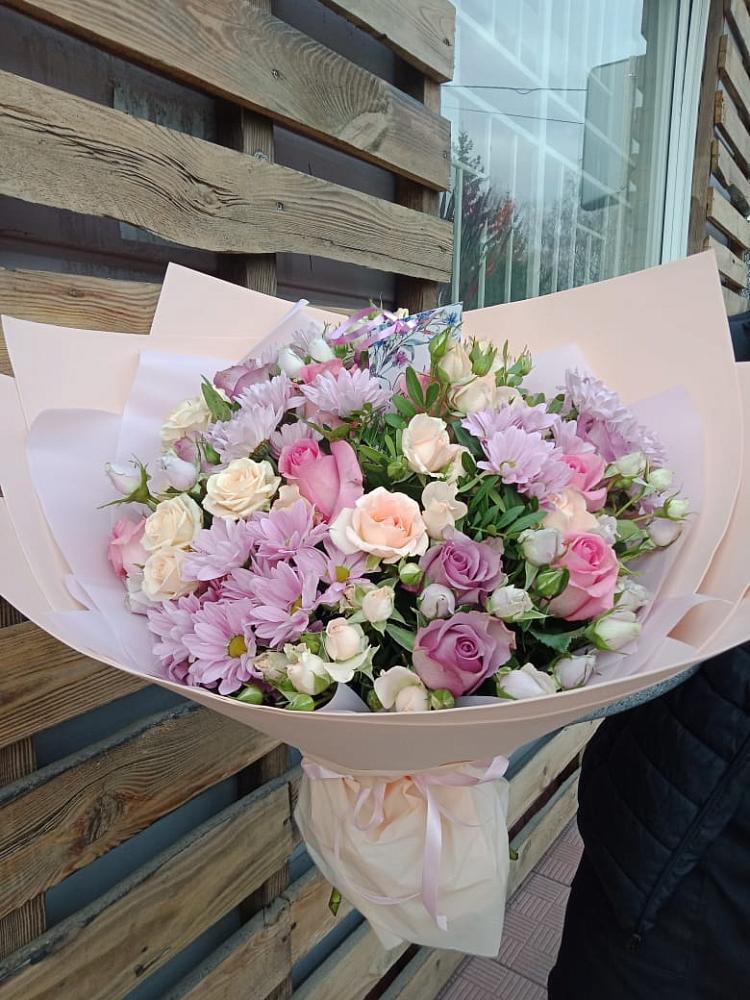 Букет цветов из: Розы и Хризантемы в Гурзуфе Республика Крым