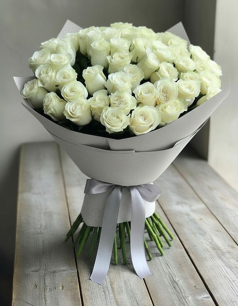 Букет 35 Белых роз в Гурзуфе Республика Крым