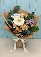 Букет цветов из:  Герберы и Хризантемы в Гурзуфе Республика Крым