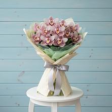 Букет цветов из:  Орхидеи и Розы в Гурзуфе Республика Крым