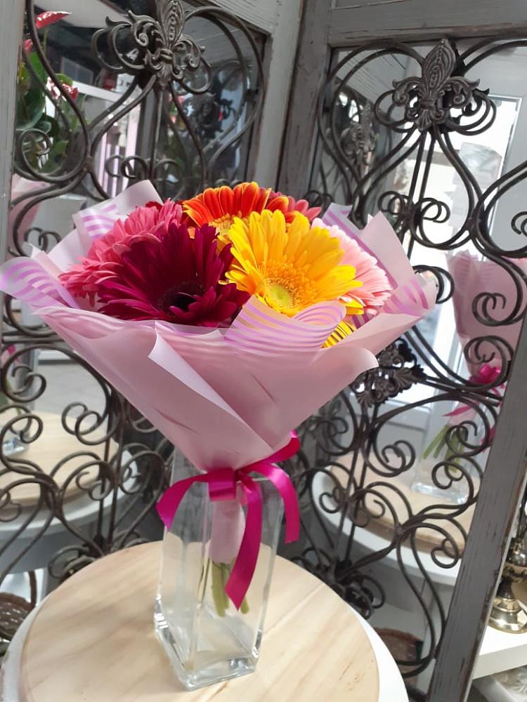 Букет цветов из: Герберы в Гурзуфе Республика Крым