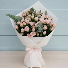 Букет цветов из:  Розы в Гурзуфе Республика Крым