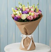 Букет цветов из:  Лизиантусы в Гурзуфе Республика Крым