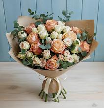 Букет цветов из:  Альстромерии и Розы в Гурзуфе Республика Крым