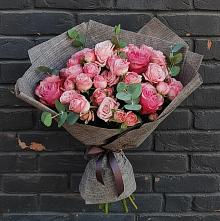 Букет цветов из:  Розы в Гурзуфе Республика Крым